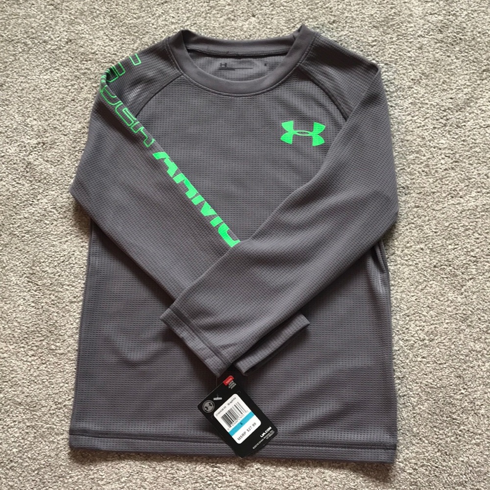 NWT Under Armour youth size 5 shirt